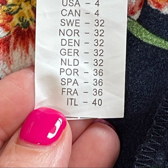 Boohoo Cap Sleeve Tie Waist Floral Hi-Lo Dress Navy Size 4 NWT - Picture 11 of 15